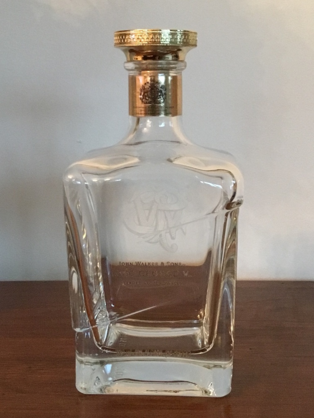 John (Johnnie) Walker & Sons King George V Edition Decanter